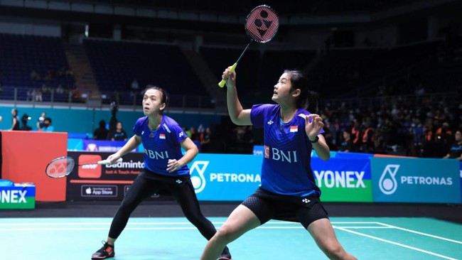 Ana/Tiwi dan Putri KW lolos ke perempat final Taipei Open sedangkan dua unggulan ganda campuran, yaitu Rehan/Lisa dan Rinov/Pitha tumbang.