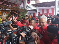 Momen Ganjar Diteriaki Presiden oleh Kader di HUT ke-50 PDIP