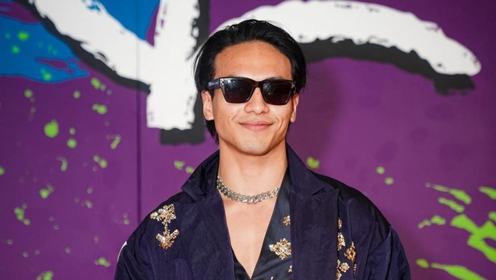 img-title 5 Inspirasi Gaya Cowok Capricorn ala Jefri Nichol, Tampil Stylish dan Penuh Percaya Diri