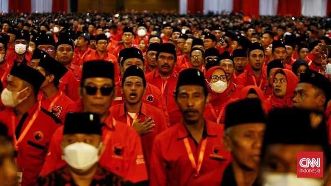 PDIP unggul jauh di posisi teratas dalam survei elektabilitas partai politik peserta Pemilu 2024 yang dirilis Litbang Kompas.