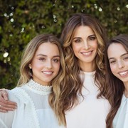 Tak Kalah Modis dari Ratu Rania, Lihat Tampilan Stylish Putri Iman yang Jarang Disorot