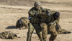 Militer Amerika Serikat mengumumkan identitas dua tentaranya yang tewas akibat serangan Iran di Yordania.
