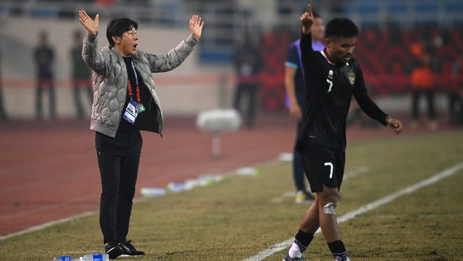 Media Vietnam menyindir Shin Tae Yong setelah PSSI menunjuk Indra Sjafri untuk menukangi Timnas Indonesia U-23 di SEA Games 2023.