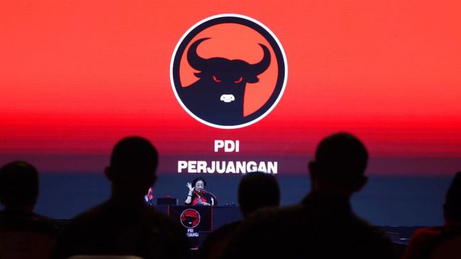 PDIP Buka Suara soal Pidato Megawati Banyak Soroti Peran Perempuan Pengurus PDIP bicara soal pidato Megawati Soekarnoputri yang kerap menyoroti peran perempuan saat HUT PDIP ke-50 kemarin.