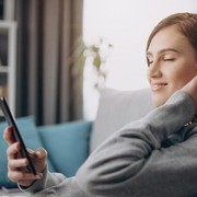 Rekomendasi 8 Podcast untuk Kamu yang Masih Insecure dengan Bentuk Tubuh