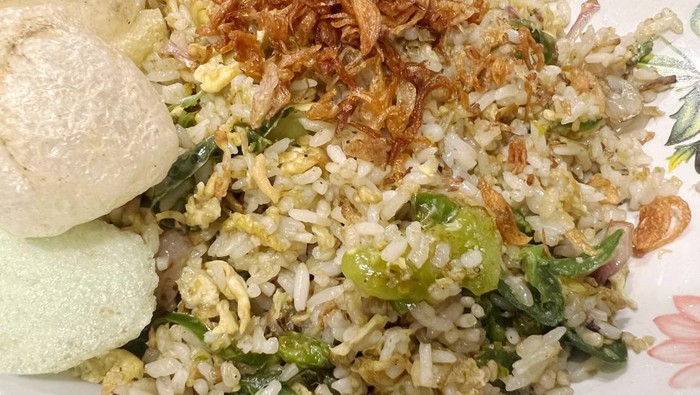 Resep Nasi Goreng Cabe Ijo dan Bawang