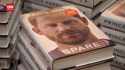 VIDEO: Spare, Buku Memoar Pangeran Harry Mulai Dijual di Inggris