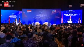 VIDEO: Anwar Ibrahim Sebut CT Teman Sejak Masa Susah