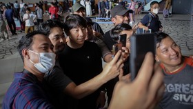 Fans Timnas Indonesia Ingin Antarkan STY Pulang ke Korea