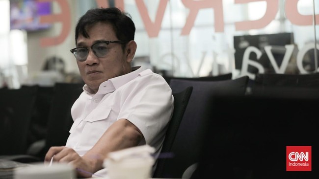 Budiman Sudjatmiko mengaku bakal mencoba daftar lagi ke PDIP andai ia betul-betul dipecat karena mendukung Prabowo.