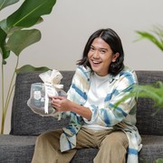 5 Gaya Stylish Cowok Capricorn ala Iqbaal Ramadhan, Kasual dan Mencuri Perhatian!