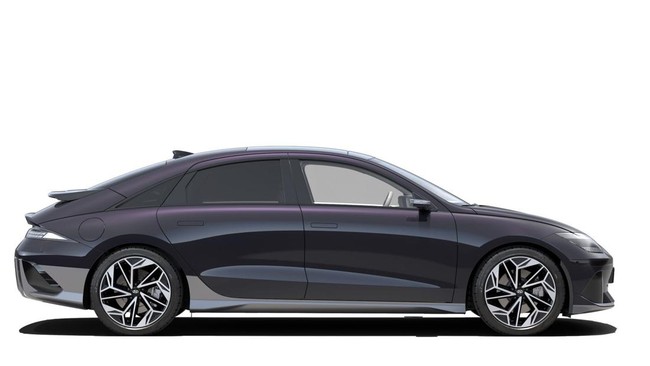 Hyundai "banting harga" mobil listrik premium Ioniq 6 hingga diskon mencapai Rp200 juta.