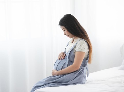 10 Cara Berkomunikasi dengan Janin agar Bayi Lahir Cerdas & Sehat
