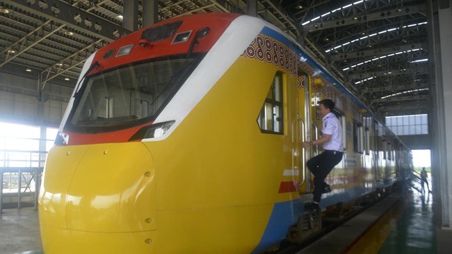 Proyek Kereta Api Trans Sulawesi kesandung kasus hukum usai KPK melakukan OTT terkait dugaan suap terkait pelaksanaan proyek tak lama setelah diresmikan Jokowi.