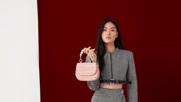 Koleksi Charles & Keith