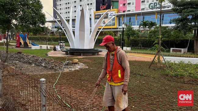 FOTO: Melihat Link In Park, Taman Baru di Jakarta dengan Rumah Hobbit