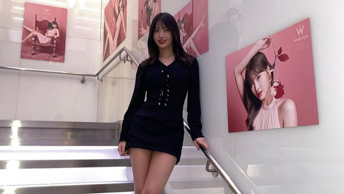 Momo rutin melakukan beberapa workout untuk menjaga bentuk badannya / Foto: instagram.com/momo