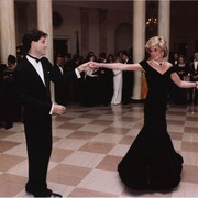 Salah Satu Gaun Ikonis Milik Putri Diana Siap Dilelang! Diramalkan akan Laku Terjual Rp1,8 Miliar