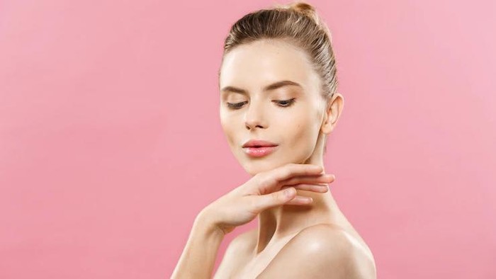 img-title Tanpa Skincare atau ke Klinik Kecantikan, Pakai 5 Bahan Alami Ini untuk Mencerahkan Tubuhmu!