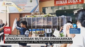 VIDEO: Jenazah Korban Mutilasi Dimakamkan