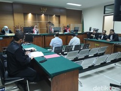 2 Terdakwa Korupsi Bank Banten Dituntut 15 dan 18 Tahun Penjara