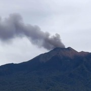 3 Fakta Erupsinya Gunung Marapi di Sumbar, Gunung Favorit Para Pendaki Tapi Kini Memakan Korban!