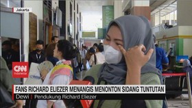 VIDEO: Fans Richard Eliezer Menangis Menonton Sidang Tuntutan