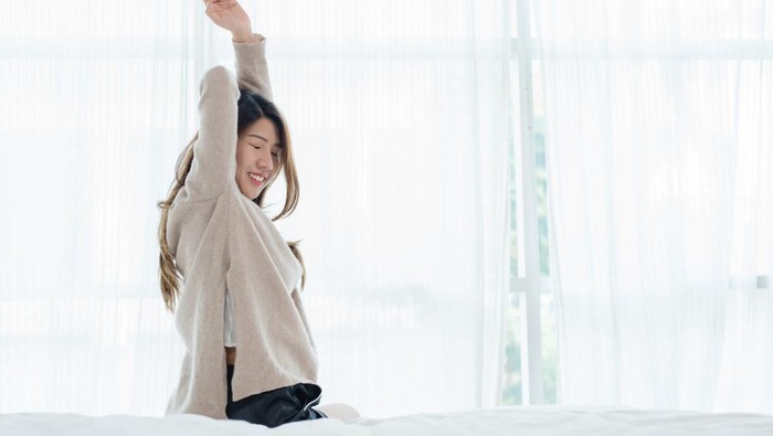 Ilustrasi tidur yang melangsingkan/ Foto: freepik.com/tirachardz