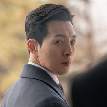 Jung Sung Il Umumkan Perceraian Usai 9 Tahun Menikah