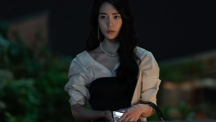 Gaya Rambut Panjang Lim Ji Yeon di Drama The Glory, Anggun Berkelas dengan Aura Konglomerat