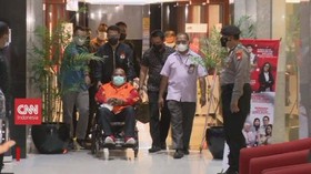 VIDEO: Lukas Enembe Resmi Ditahan KPK