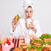 Mesti Pilah-pilih! Kenali Daftar Makan yang Bikin Penuaan Dini Terjadi