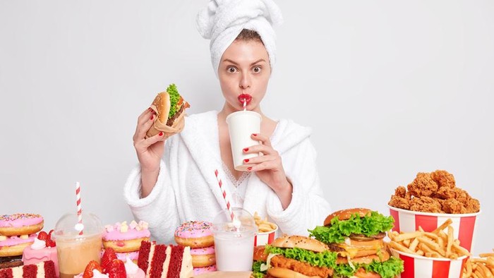 img-title Mesti Pilah-pilih! Kenali Daftar Makan yang Bikin Penuaan Dini Terjadi
