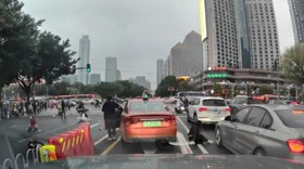 Mobil Tabraki Pejalan Kaki di China, 5 Orang Tewas