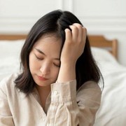 7 Trik Mengatasi Rasa Khawatir Berlebih Menurut Psikolog, Yuk Sayangi Diri Sendiri!