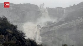 VIDEO: Penampakan Banjir di Tebing California Akibat Badai Pasifik