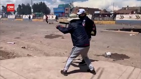 VIDEO: Demo Desak Pembebasan Mantan Presiden, 12 Warga Peru Tewas
