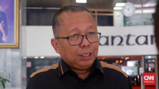 PPP soal Suara Partai Islam Turun: Elite Berselisih Bikin Parpol Baru Wakil Ketua Umum Partai Persatuan Pembangunan (PPP), Arsul Sani mengakui adanya kecenderungan penurunan total suara dan total kursi dari partai-partai Islam.