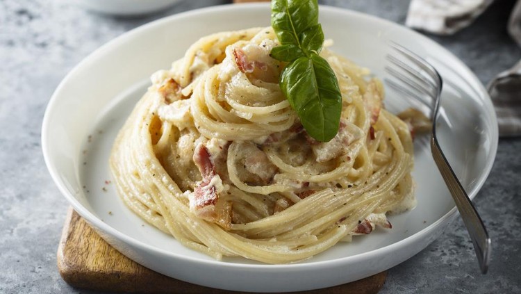 Homemade pasta Carbonara