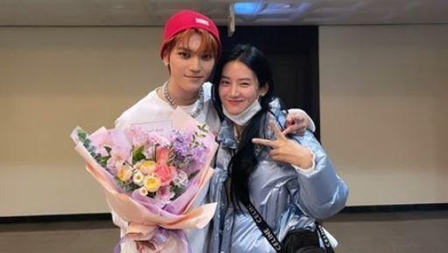 Agensi Bantah Rumor Park Ju Hyun Kencan dengan Taeyong NCT Agensi Bantah Rumor Park Ju Hyun Kencan dengan Taeyong NCT