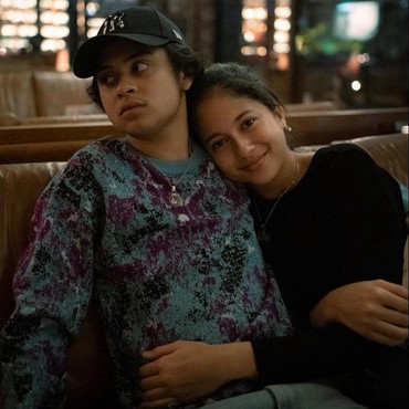 Dilamar Bastian Steel, Sitha Marino: I Love You!