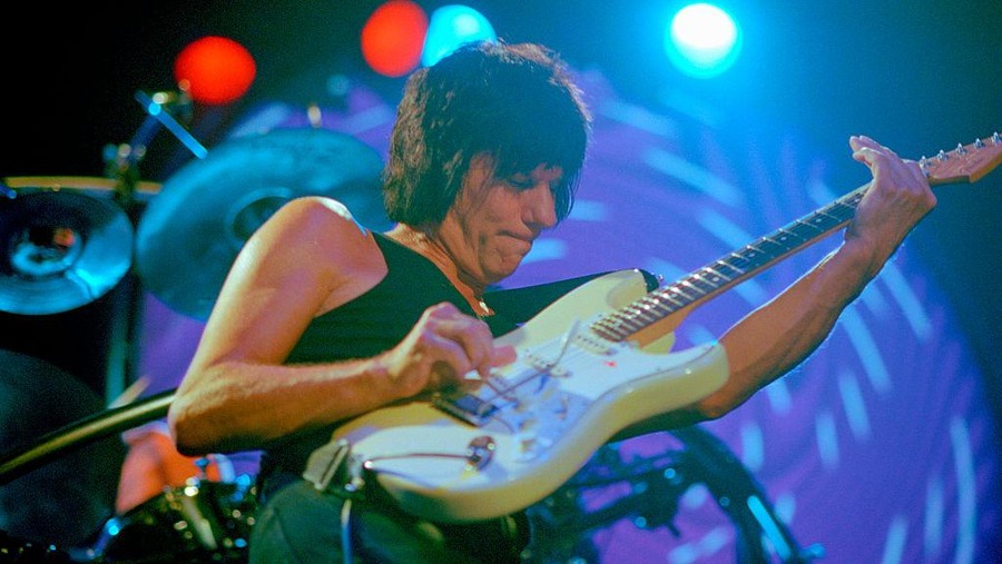 Jeff Beck AMSTERDAM, NETHERLANDS - JULY 3: Jeff Beck, guitar, performs at the Melkweg on July 3rd 2001 in Amsterdam, Netherlands. (Photo by Frans Schellekens/Redferns)