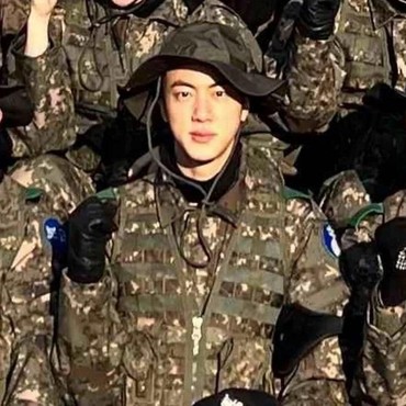 Ini Tugas Jin BTS Usai Terpilih Jadi Asisten Instruktur Militer