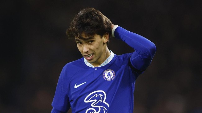 Joao Felix mencatat debut bersama Chelsea yang tak terlupakan namun dari sudut pandang negatif karena ia terkena kartu merah.