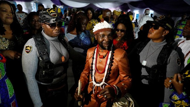 FOTO: Kekuatan Satpam Perempuan Nigeria Melawan Stereotipe