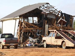 6 Orang Tewas Akibat Tornado di Alabama AS