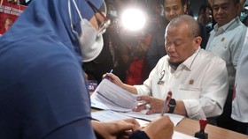 La Nyalla Mattalitti, Calon Ketum yang Punya 'Utang' di PSSI