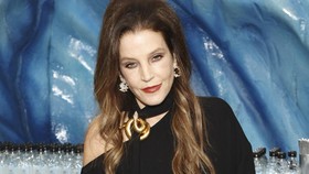 Lisa Marie, Anak Elvis Presley Meninggal Dunia