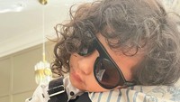 <p>Banyak netizen yang gemas melihat tingkah Shafiyyah, nih. Mereka juga dibuat iri oleh rambut Shafiyyah yang keriting, lho. (Foto: Instagram: @shireensungkar)</p>