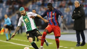 Xavi Blak-blakan Kecewa Dembele Berkhianat ke PSG